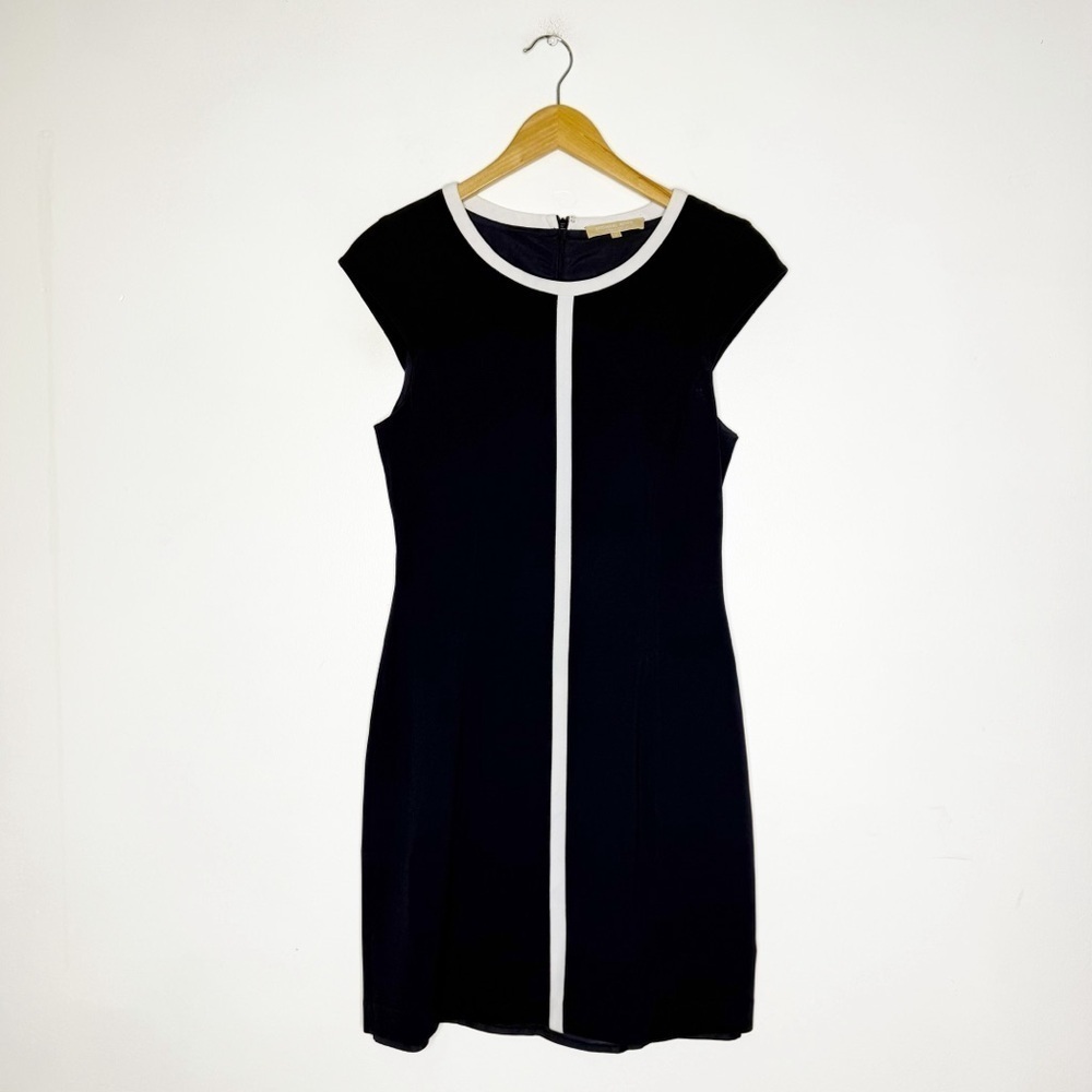 Michael Kors Collection Scoop Neck Designer Cap Sleeve
Navy Dress Career Size 8